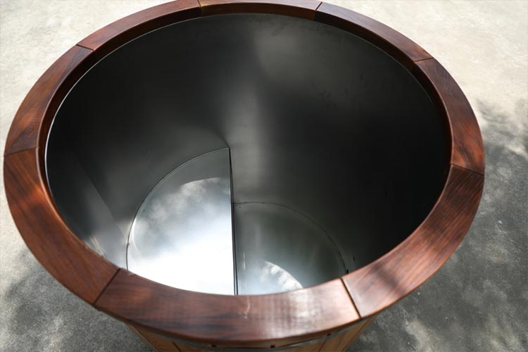 Outdoor Red Cedar Cold Plunge Tub with 304 Stainless Steel Liner